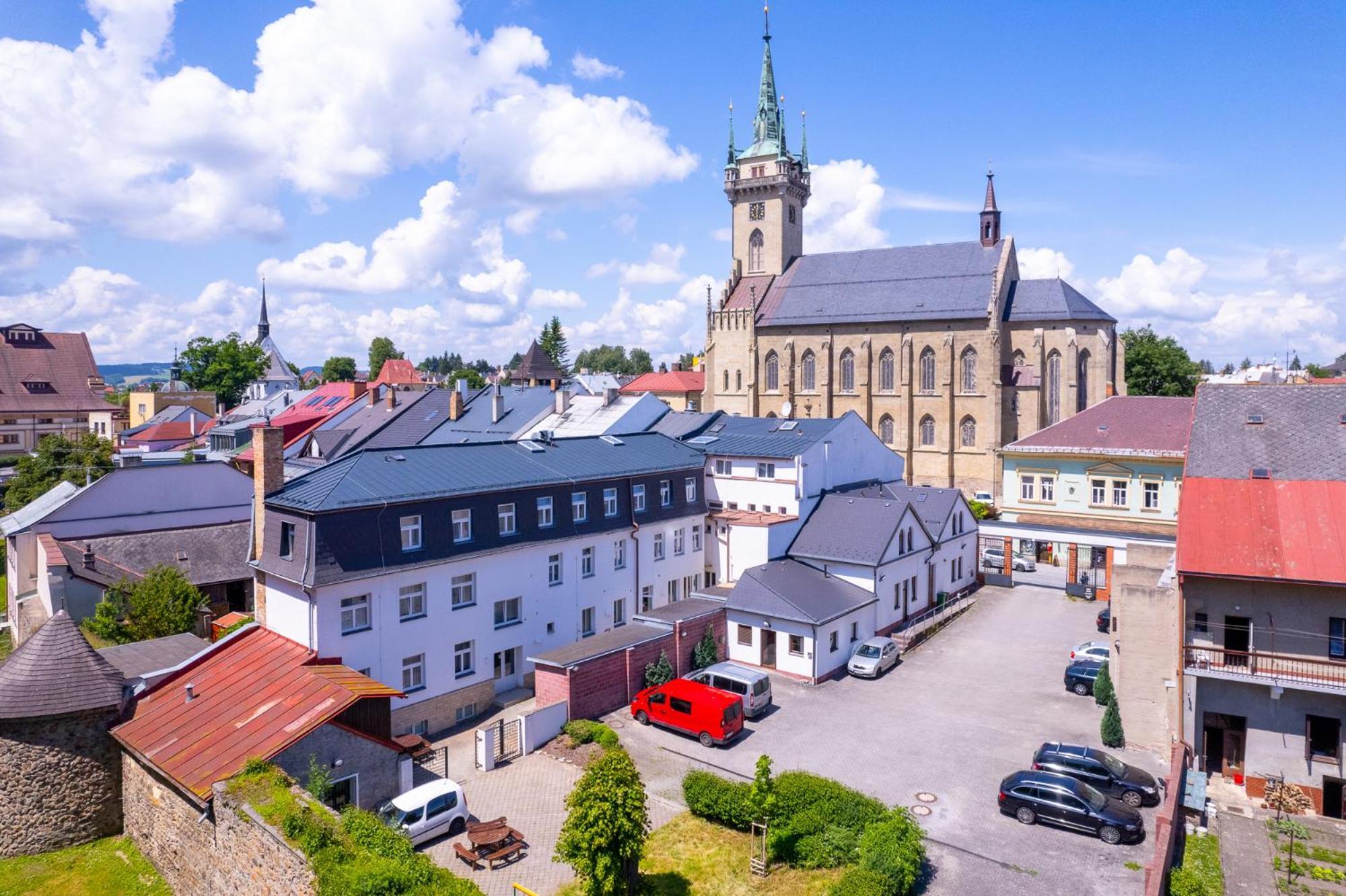 Hotel Pivovar Policka Exterior photo